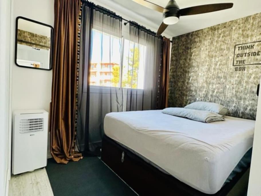 Seaview Dreams Luxury 2 Bedroom With Amazing Views And Balcony By Namaste Elite